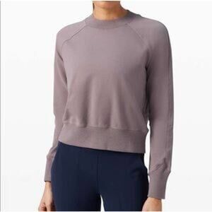 180 Lululemon Ready to Roll Crew Sweatshirt Size L 21” Pit to Pit